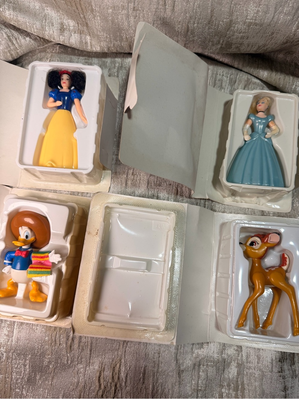 Classic Kids Toy Figurine Set - Yellow, Blue, Teal, Brown, Orange, White colec